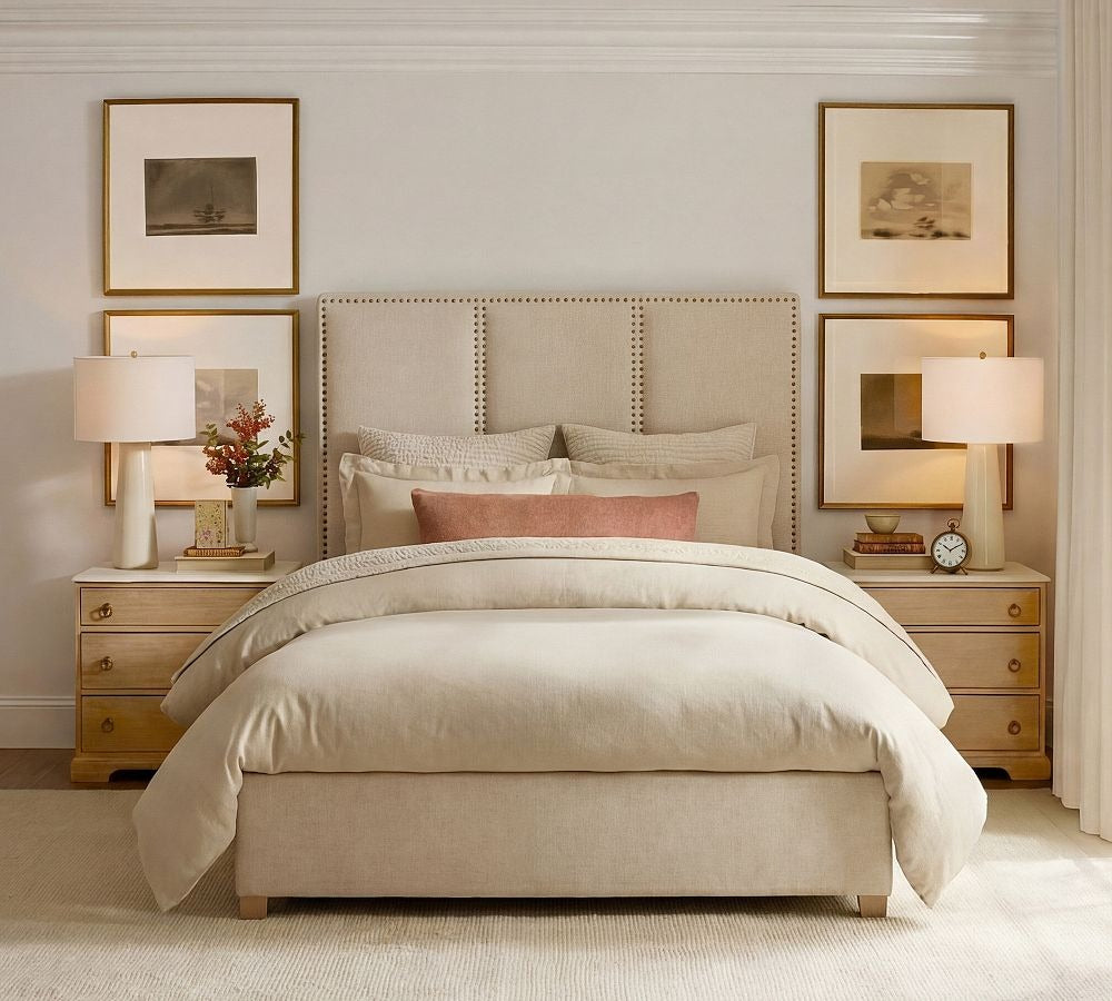 Bedroom bed